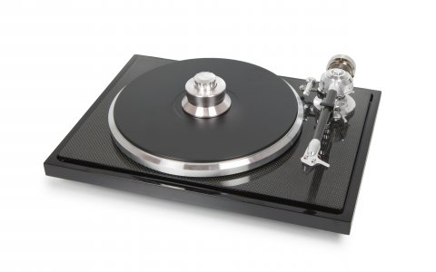 E.A.T C-Major turntable; A new entry level offering from E.A.T. that will satisfy seasoned music lovers who require a high-value-for-money turntable. E.A.T C-Major turntable; A new entry level offering from E.A.T. that will satisfy seasoned music lovers who require a high-value-for-money turntable.