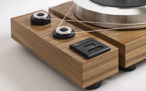 E.A.T. Forte Turntable - Zebrano