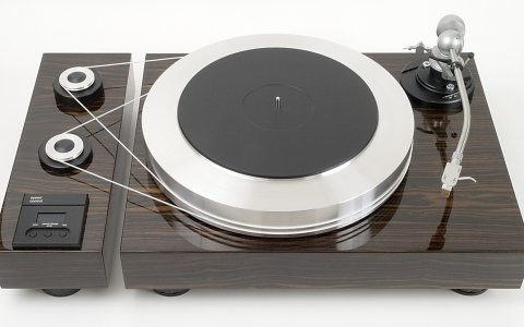 E.A.T. Forte Turntable