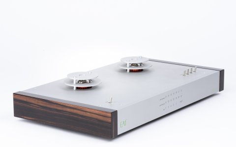 E.A.T. E-Glo S Tube Phono Preamplifier; Elegant high-end tube phono pre-amplifier with ultra slim design! E.A.T. E-Glo S Tube Phono Preamplifier; Elegant high-end tube phono pre-amplifier with ultra slim design!
