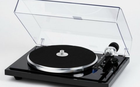 VANA Ltd. Welcomes E.A.T. B-Sharp Turntable to US Market