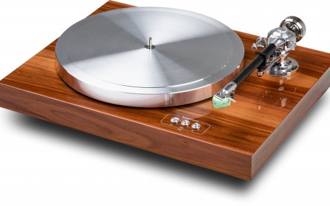 E.A.T. C-Dur Turntable - Plum with E.A.T. Jo N°5 Cartridge