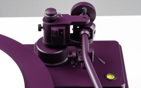 E.A.T. Forte Turntable - purple