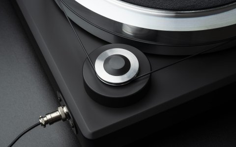 E.A.T. F-Dur Turntable
