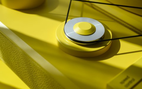 Fortissimo yellow leather exquisite
