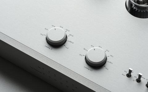 E.A.T. E-Glo SB Phono Stage
