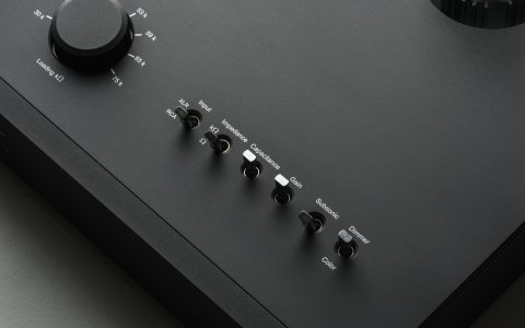 E.A.T. E-Glo SB Phono Stage
