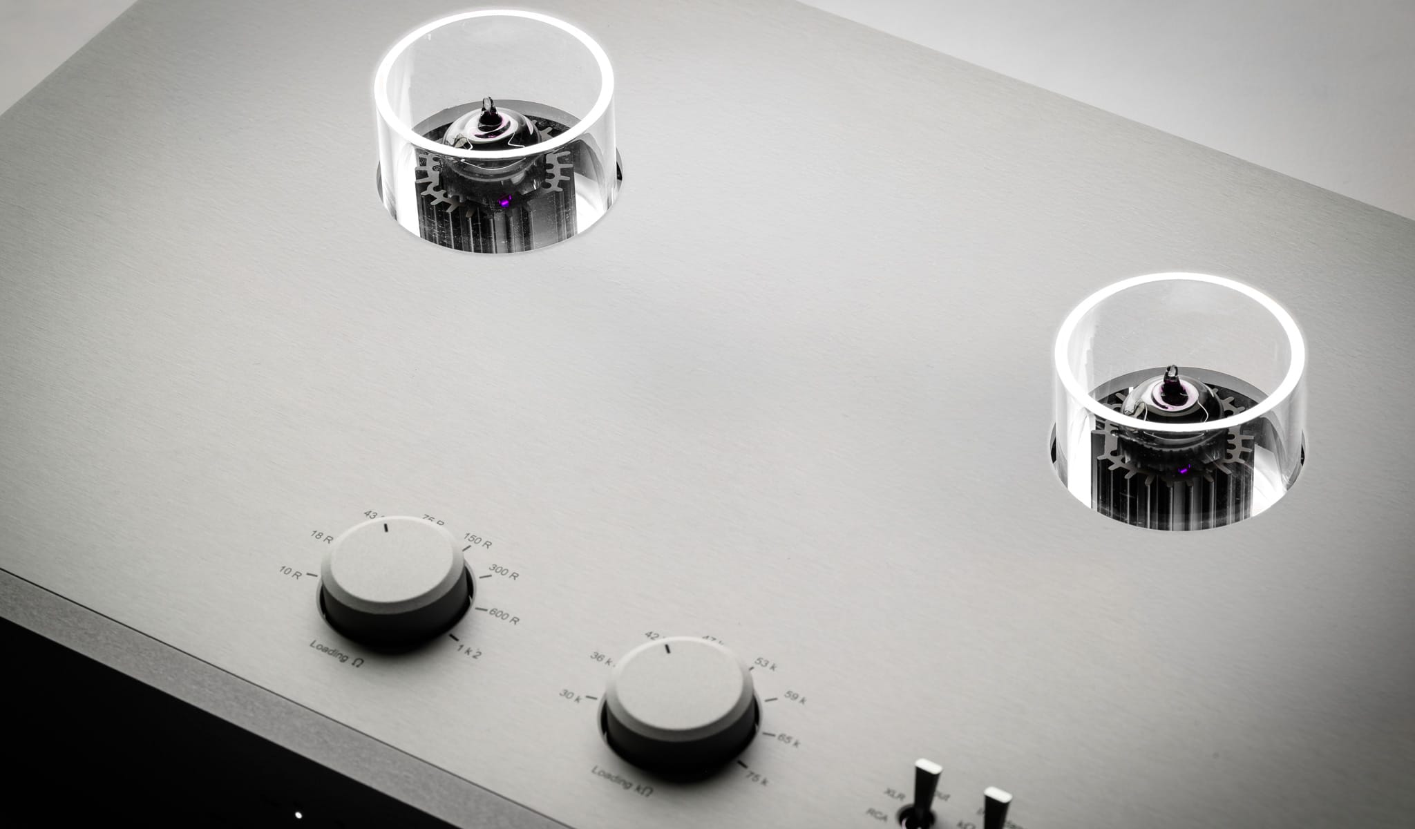 E.A.T. E-Glo CB Phono Stage